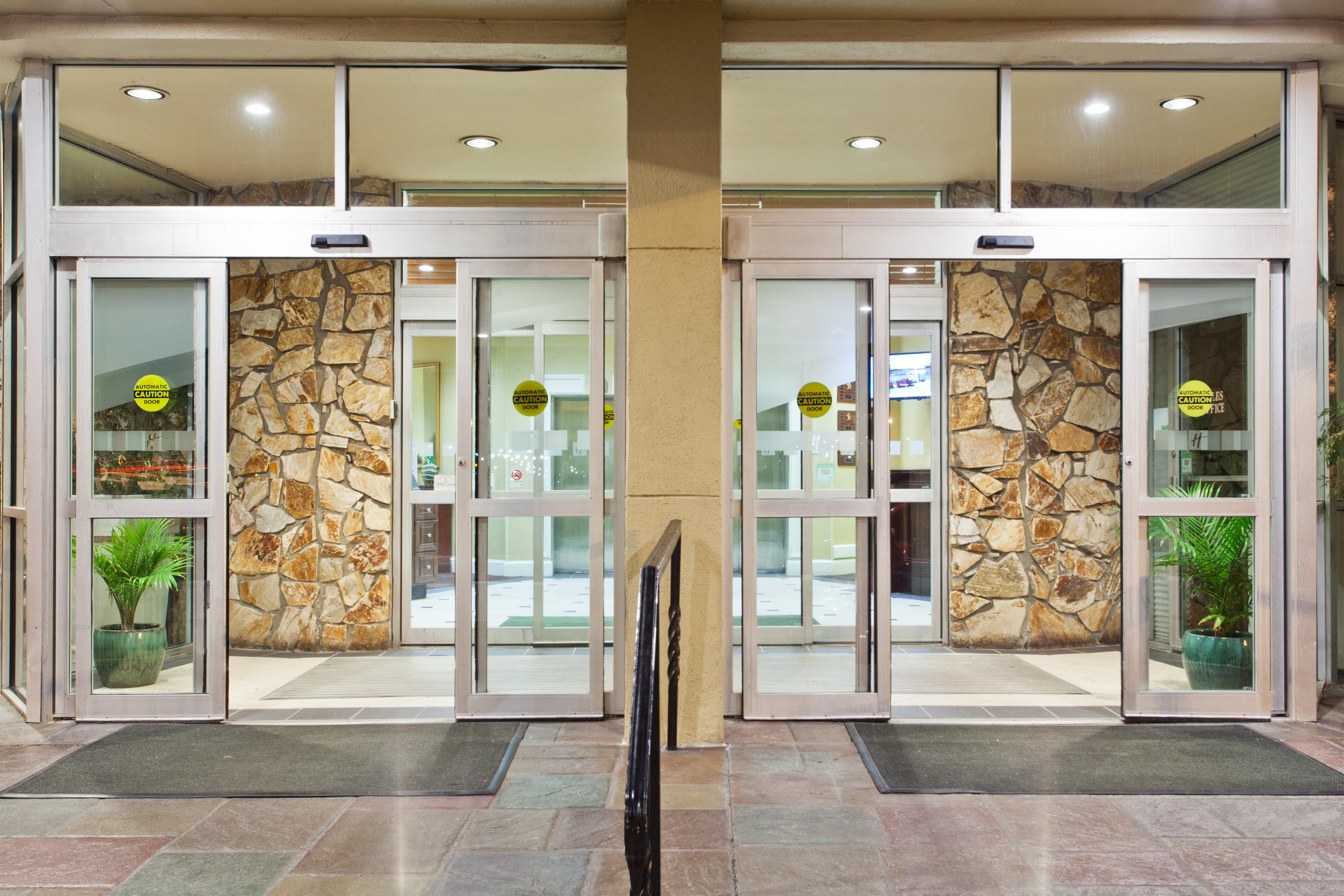 Holiday Inn Charleston-Riverview By Ihg Ngoại thất bức ảnh