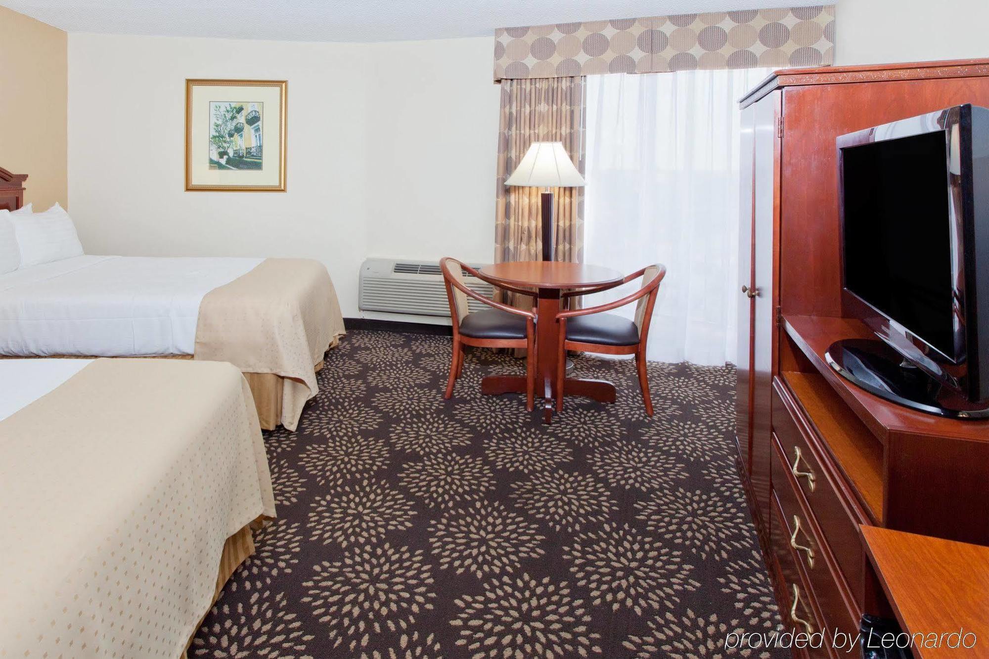Holiday Inn Charleston-Riverview By Ihg Ngoại thất bức ảnh